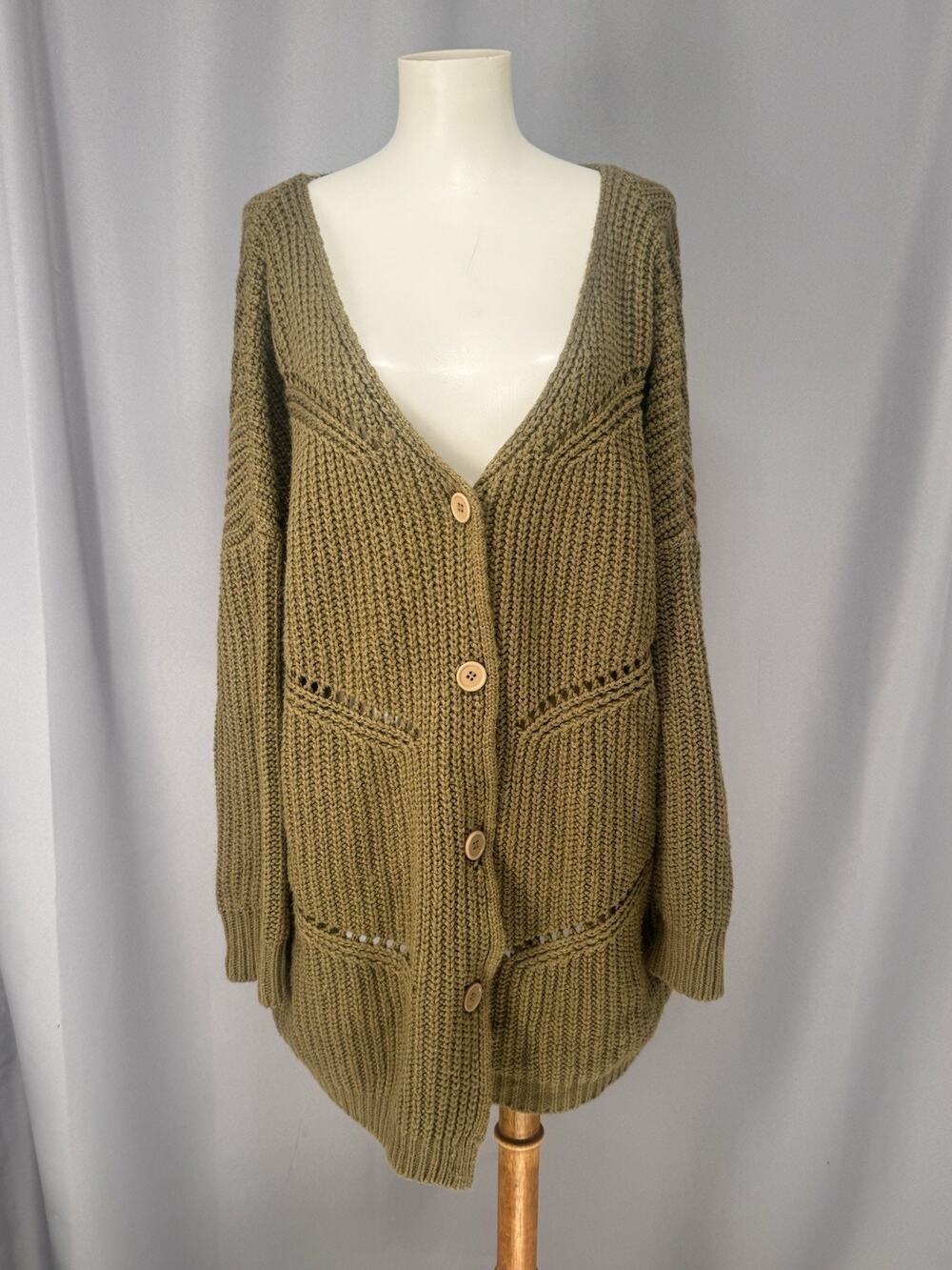 POL Cardigan Womens Small Green Chunky Knit Button Front Oversized Cozy